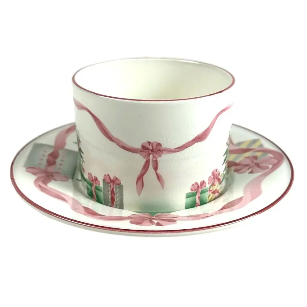 Sango Home for Christmas 1989 Korea Gold Mark # 3321 Flat Cup and Saucer Set